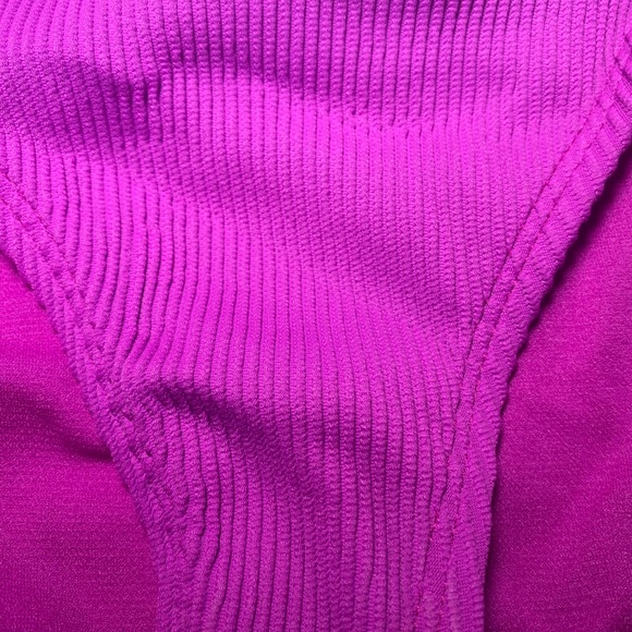 Cute Purple Swimsuit Medium M Ribbed - Picture 4 of 4